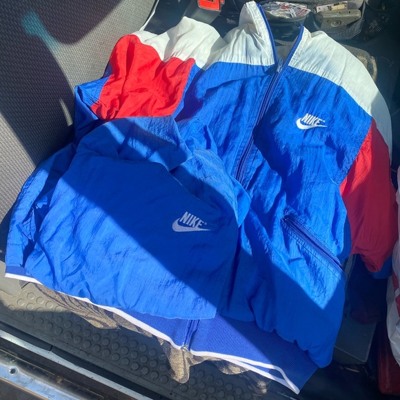 Meet your Posher, Daniel - Picture 2 of 8